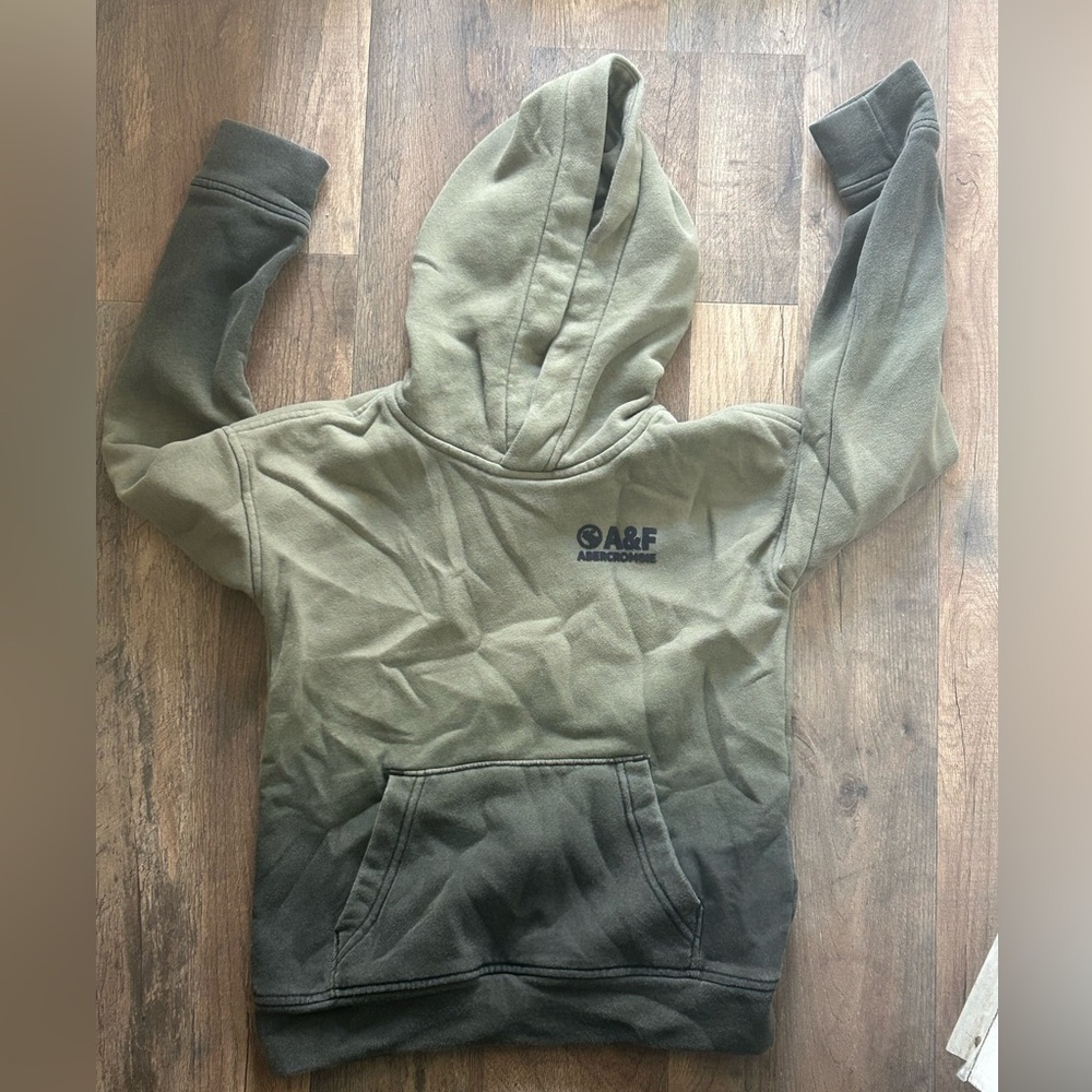 Abercrombie kids boys sweater